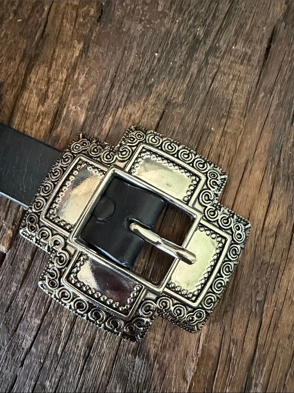 N/A black leather